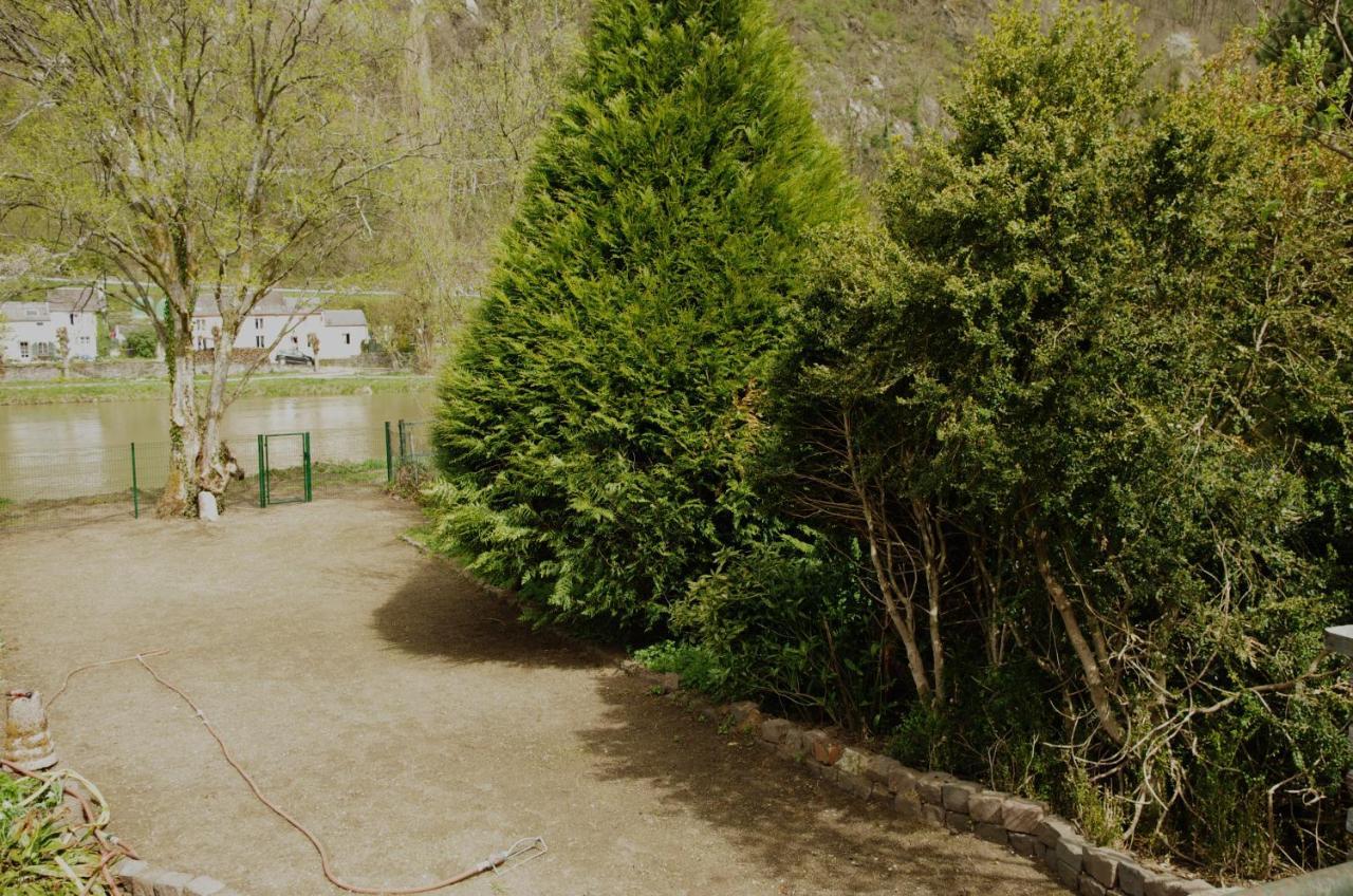 Le Doux Rivage, Proche De Charleville, Jardin Et Acces A La Voie Verte Joigny-sur-Meuse Екстер'єр фото