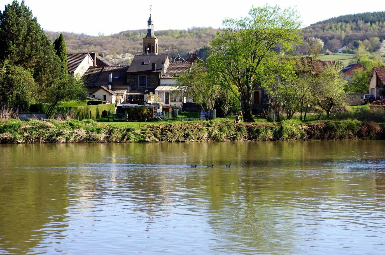 Le Doux Rivage, Proche De Charleville, Jardin Et Acces A La Voie Verte Joigny-sur-Meuse Екстер'єр фото